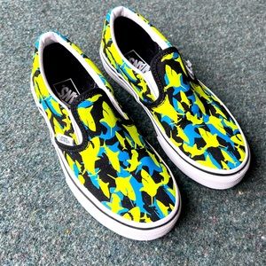 Vans slip ons - Glow in the dark sharks
